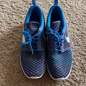 Nike red &  Blue Roshe flyknit